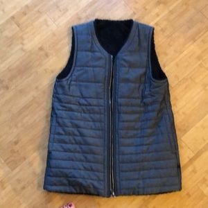 Lululemon quilted zip-up reversible vest